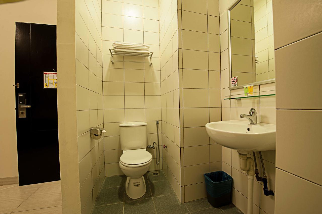 Seven Hotel Putatan Zewnętrze zdjęcie