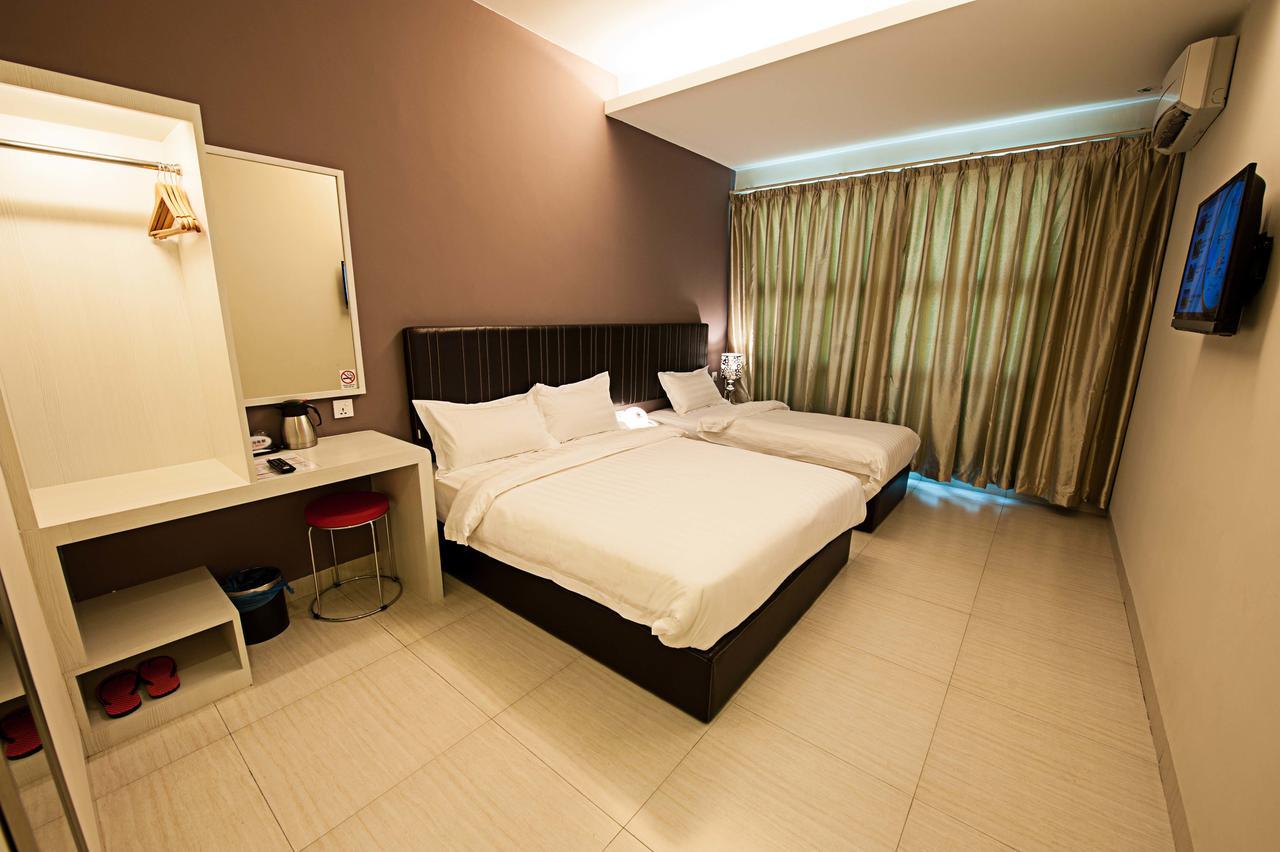 Seven Hotel Putatan Zewnętrze zdjęcie