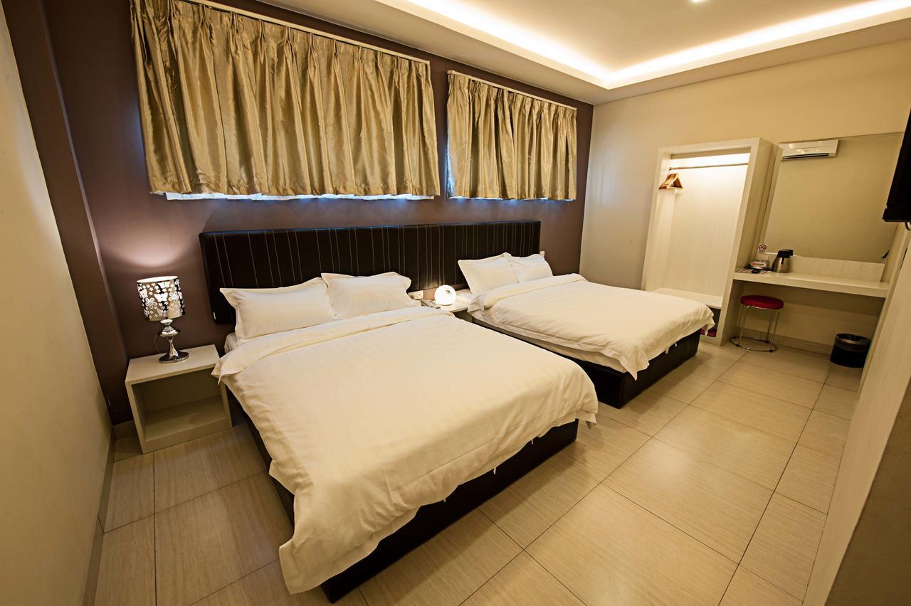 Seven Hotel Putatan Zewnętrze zdjęcie
