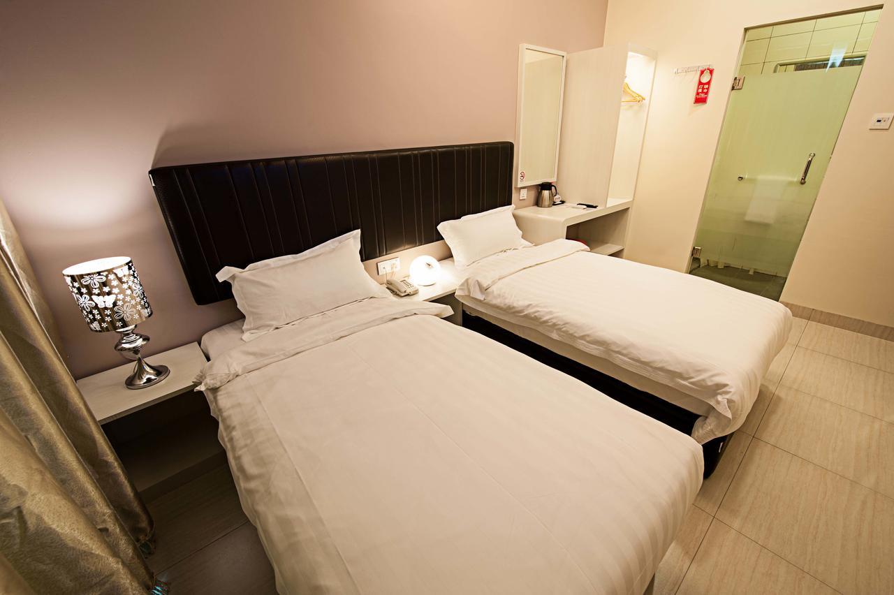 Seven Hotel Putatan Zewnętrze zdjęcie