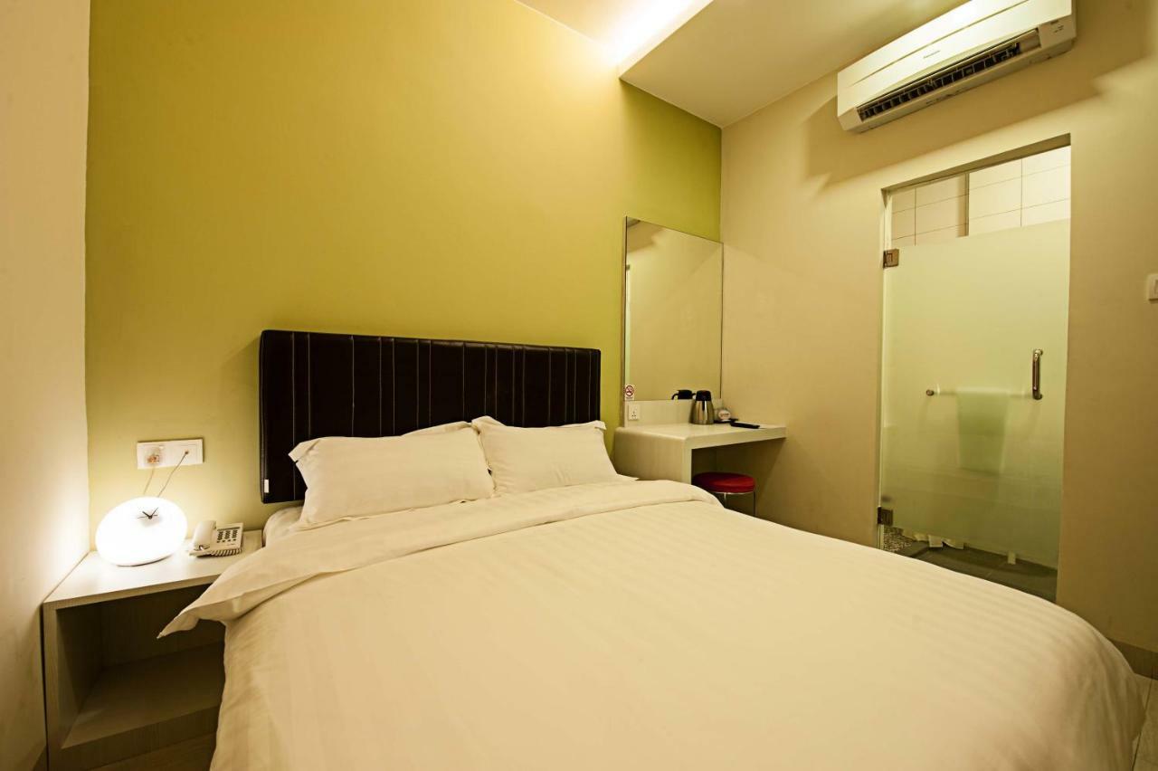 Seven Hotel Putatan Zewnętrze zdjęcie